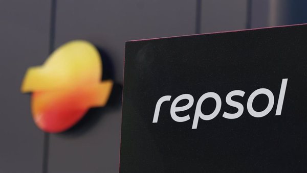 Repsol recorta un 63% ganancias a junio, a 603 millones, impactado por entorno volátil y el apagón