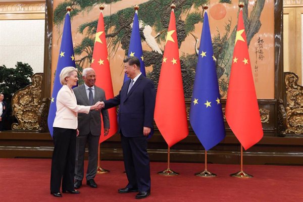 Xi insiste a la UE que reducir dependencias no pasa por rebajar la cooperación con China
