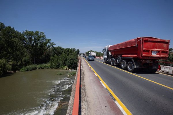La gran industria respalda la normativa de masas y dimensiones del transporte que aumenta máximos autorizados