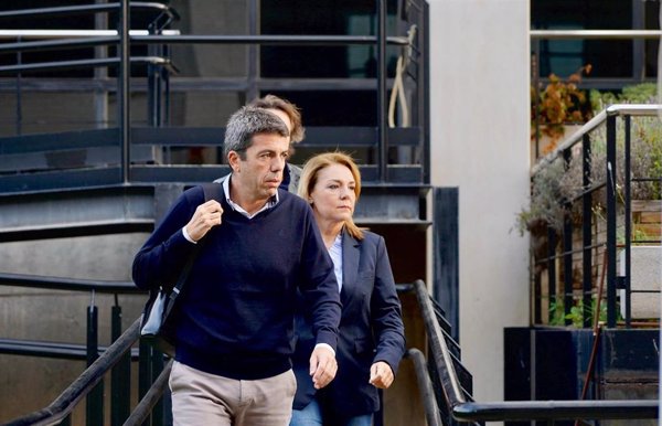 Compromís vuelve a pedir el registro de llamadas de Mazón e imágenes de su llegada al Cecopi el día de la dana
