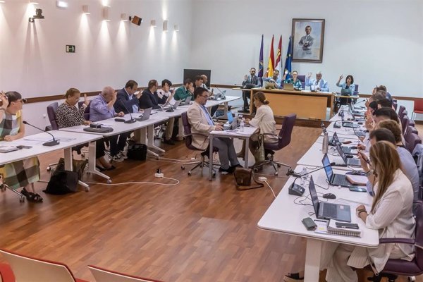 PP y Vox aprueban en Guadalajara no sancionar a vehículos por entrada irregular en la ZBE hasta el 30 de abril