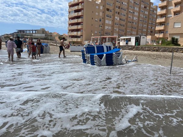 Las temperaturas subirán este sábado en la Península con Cataluña y Andalucía en alerta por tormentas, calor y viento