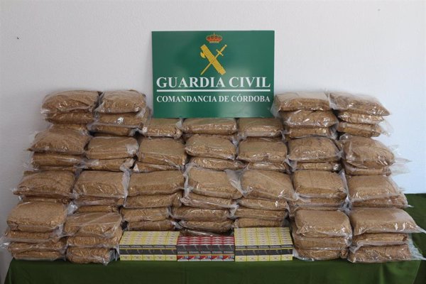 Un detenido en Sevilla, cuatro investigados y 170 kilogramos de picadura de tabaco de liar decomisados