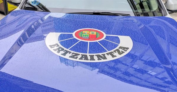 Detenido un hombre por intentar robar en una vivienda de Irun (Gipuzkoa) escalando un andamio