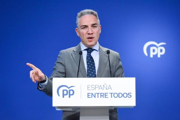 Bendodo pide a Sánchez disolver las Cortes y convocar elecciones este lunes: