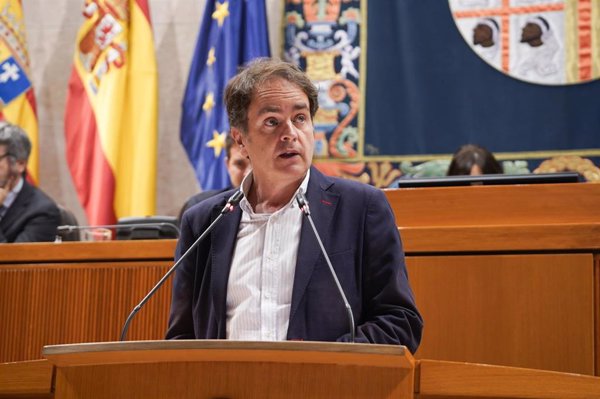 El Gobierno de Aragón descarta problemas en Zuera (Zaragoza) porque el cierzo arrastre la nube tóxica