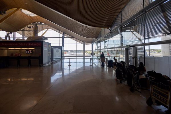 Madrid vuelve a cargar contra una Aena 