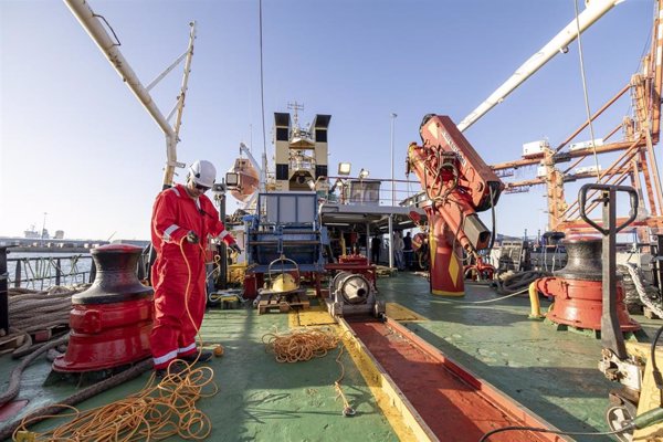 Vodafone y Canalink refuerzan la conectividad de Las Palmas con fibras dedicadas en cables submarinos