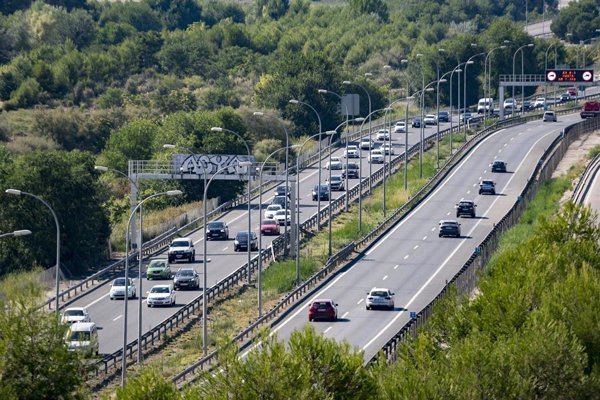 Mueren 15 personas en las carreteras españolas durante el Puente de Santiago, entre ellas 6 motoristas