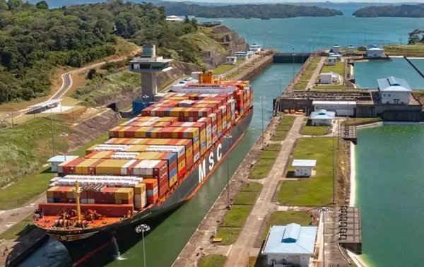 CK Hutchison quiere incorporar a un inversor estratégico chino al consorcio que comprará sus puertos