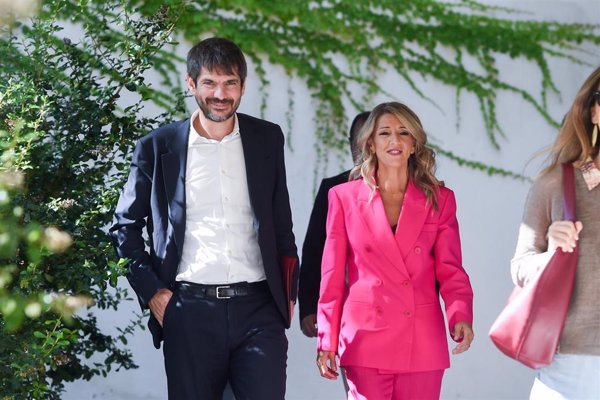 (AMP) El Gobierno presenta el Real Decreto que regula trabajo de menores en rrss y limita la IA generativa