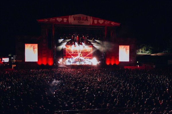 Benidorm (Alicante) roza el 93% de ocupación hotelera durante el fin de semana del Low Festival, según Hosbec