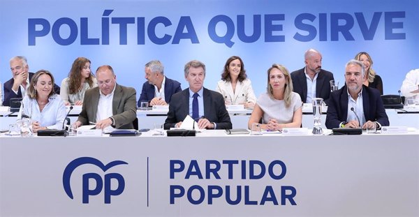 Feijóo arenga al PP para gobernar