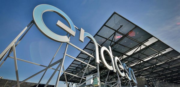 Endesa afronta una nueva reclamación de más de 207 millones por un contrato de suministro de GNL