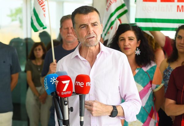 Maíllo avala el propósito de Sánchez de intentar tener un Presupuesto para 2026 que afronte 