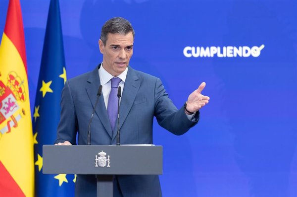 El Gobierno remodela la estructura de La Moncloa tras la salida de Salazar