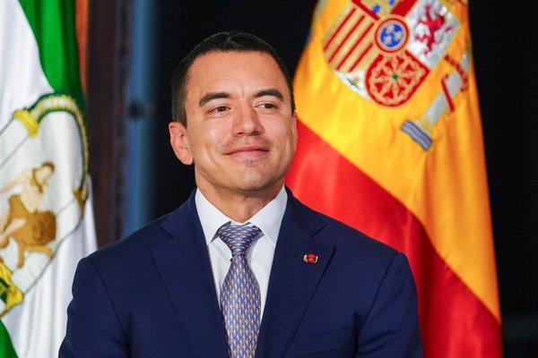 Noboa presenta a la Asamblea Nacional un proyecto de ley para regular la actividad de las fundaciones y ONG