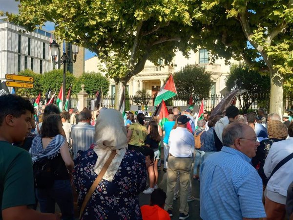 Una concentración en la Rioja pide interceder en la libertad de tripulación del Handala: 