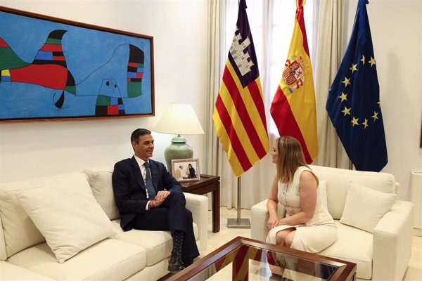 Prohens pide a Sánchez financiación para los proyectos de ampliación de la red ferroviaria en Mallorca
