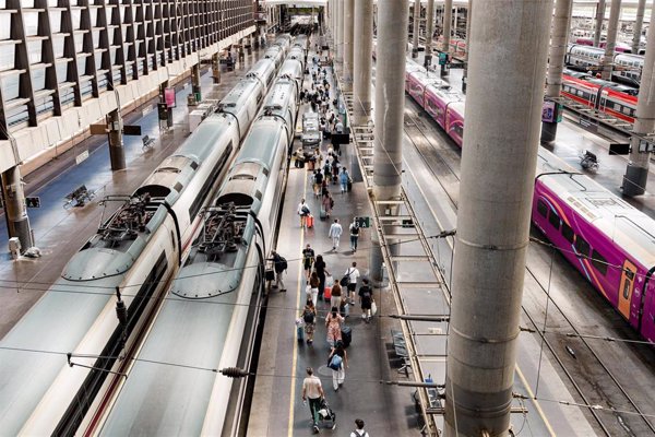 Ocho de cada diez trenes de Renfe llegaron con menos de 15 minutos de retraso en junio