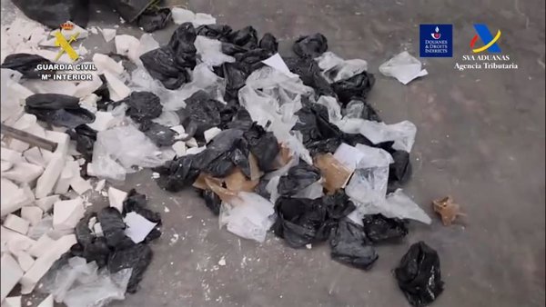 Intervienen en el Puerto de Barcelona un contenedor procedente de Francia con 138 kilos de cocaína