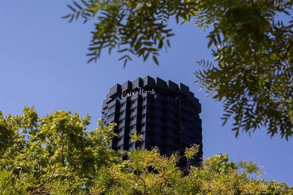 Gortázar (CaixaBank) alerta de que la vivienda puede ser