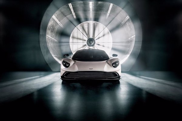 Aston Martin registra pérdidas de 172 millones de euros hasta junio por los aranceles de EE.UU.