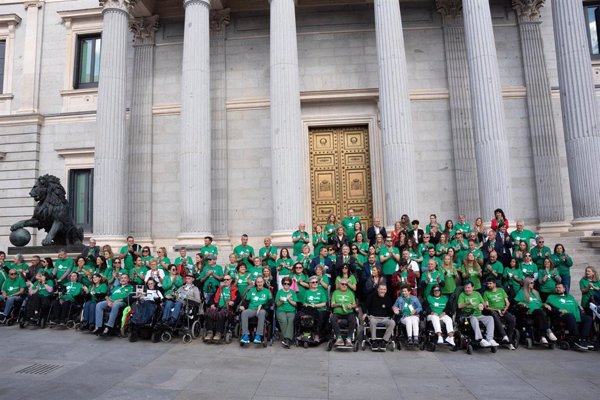 Sanidad publica el proyecto de real decreto para ampliar la cobertura de la ley ELA a otras enfermedades irreversibles