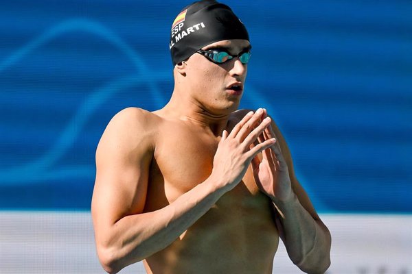 Carles Coll se mete en semifinales de los 200 braza con el quinto mejor crono