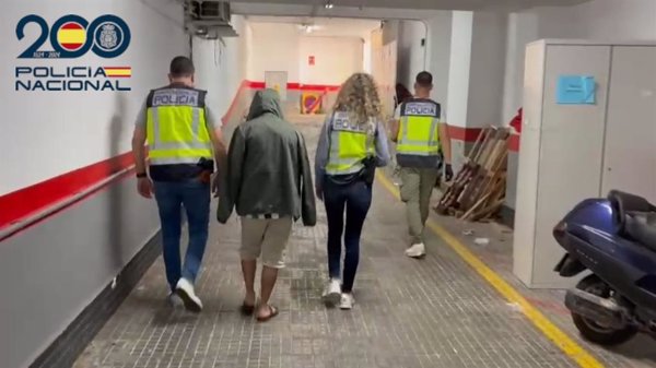 Detenido un agresor sexual reincidente por realizar tocamientos a otras tres mujeres en Palma