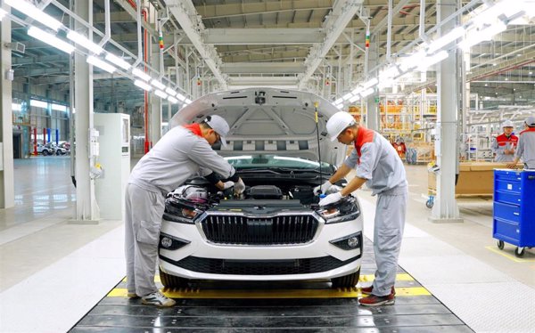 La industria de la automoción de la UE, entre las más perjudicadas por los aranceles, según Coface