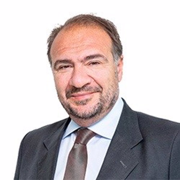 Mubadala nombra nuevo presidente de Moeve a Luca Molinari