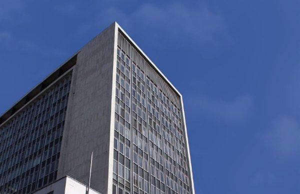 El banco central de Colombia mantiene inalterados los tipos de interés en el 9,25%