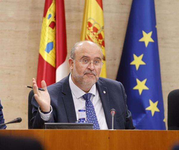 La mano derecha de Page le ensalza como