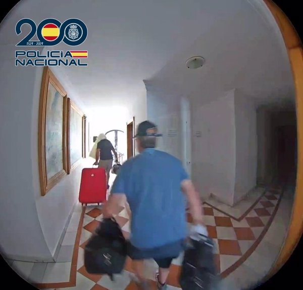 Dos detenidos en Marbella (Málaga) por robar en apartamentos turísticos