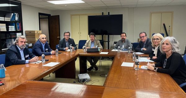 CESM y SMA reclaman a Mónica García que cualquier prolongación de la jornada laboral sea voluntaria