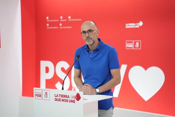 El PSOE extremeño dice que la dimisión de Higuero evidencia el 