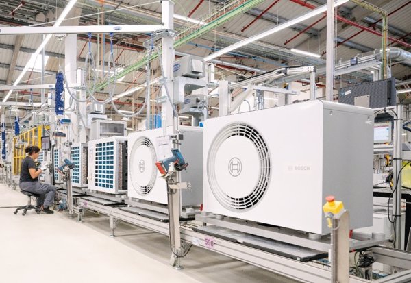 Bosch culmina la compra del negocio de climatización de Johnson Controls por 7.400 millones
