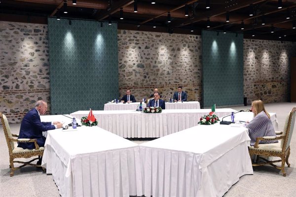 Turquía e Italia apoyan la estabilidad en Libia y apuestan por fortalecer la cooperación migratoria