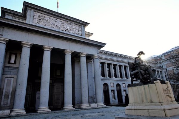El Museo del Prado celebra este sábado 'El Prado de noche', primera vez que abre sus puertas por la noche en agosto