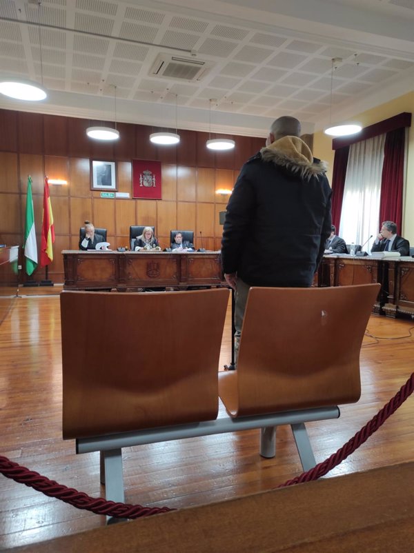 Confirmada la condena de doce años y medio de cárcel a un hombre por violar al hijo pequeño de su patrón