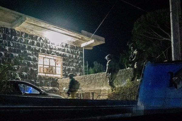 El Ejército de Israel realiza varias redadas para confiscar armas en el suroeste de Siria