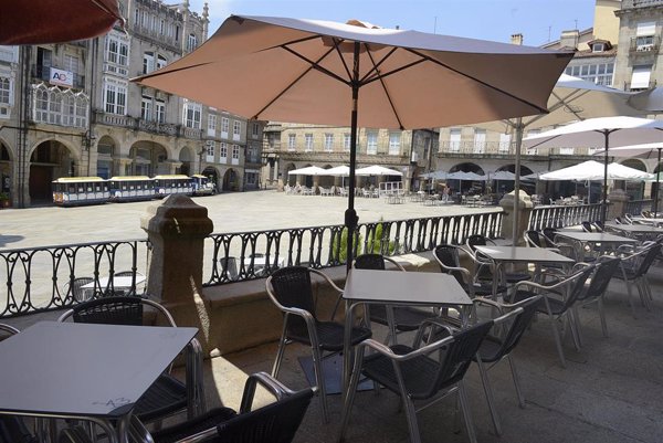 El calor activa mañana los avisos en más de una treintena de provincias, con máximas de hasta 42ºC
