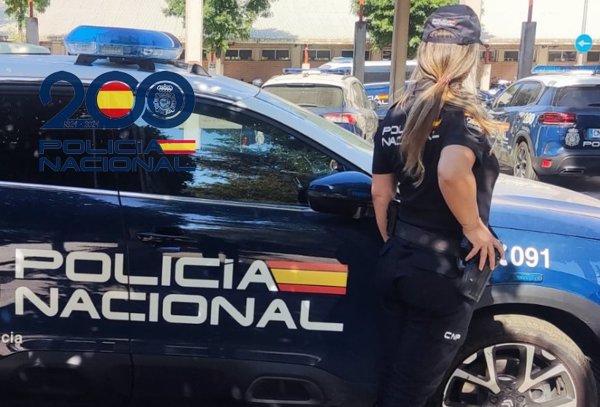 Cae una red criminal que facilitaba la entrada de inmigrantes en Reino Unido y Canadá con pasaportes falsos