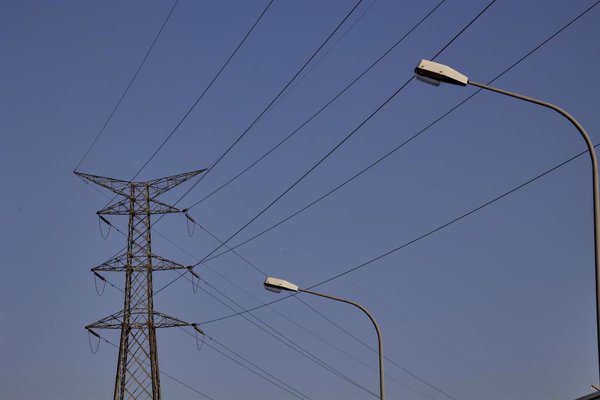 La demanda eléctrica nacional crece un 1,5% en julio, con un nuevo récord de generación de la fotovoltaica