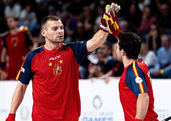 El seleccionador Pere Varias elige al '11' que defenderá título en el Europeo de hockey patines