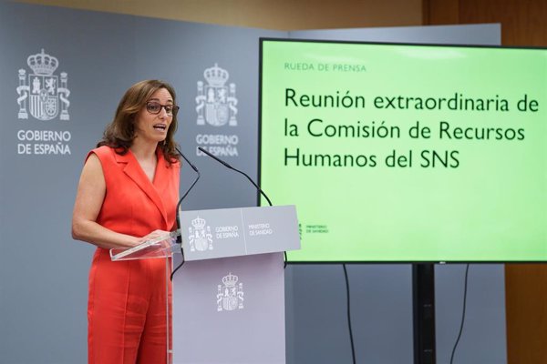 García avanza que el Estatuto Marco no regulará retribución ni jubilación anticipada porque excede sus competencias