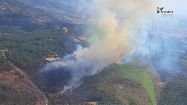 Controlado el fuego declarado este lunes en Salobre (Albacete)
