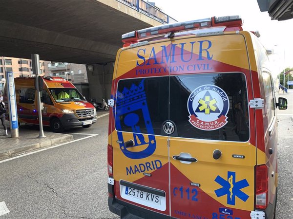 Muere una mujer de 59 años tras ser atropellada en Madrid mientras sacaba cosas de su maletero
