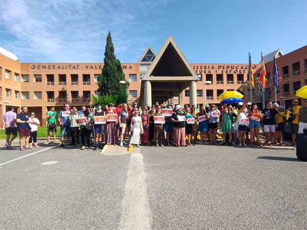 STEPV, UGT, CGT y CSO convocan huelga de dos horas del profesorado valenciano de FP el día de inicio de curso